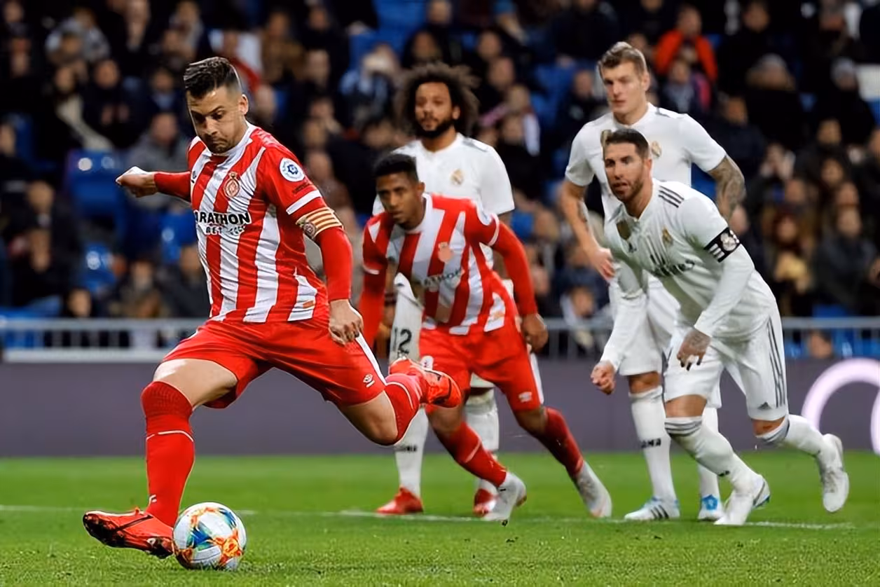 专业数据报道-里程碑夜！塞维利亚造点机会，国王杯赛后刷纪录，震撼外界，心理建设被强调的简单介绍-专业数据报道